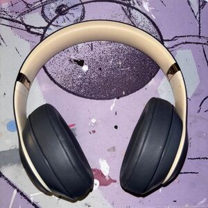 Beats Studio3 Wireless Noise Cancelling Headphones